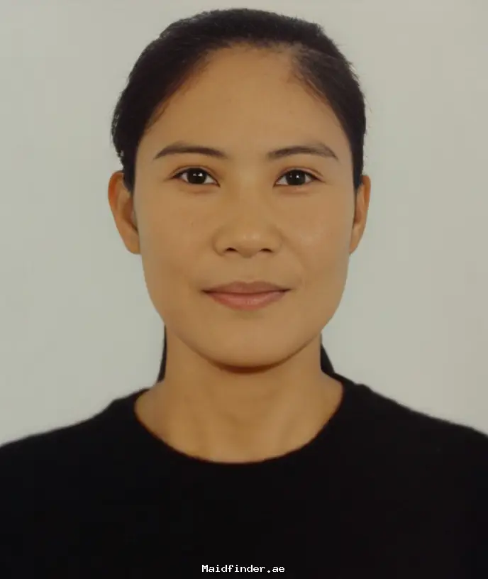 ROXANNE L. | FILIPINO LIVE IN NANNY